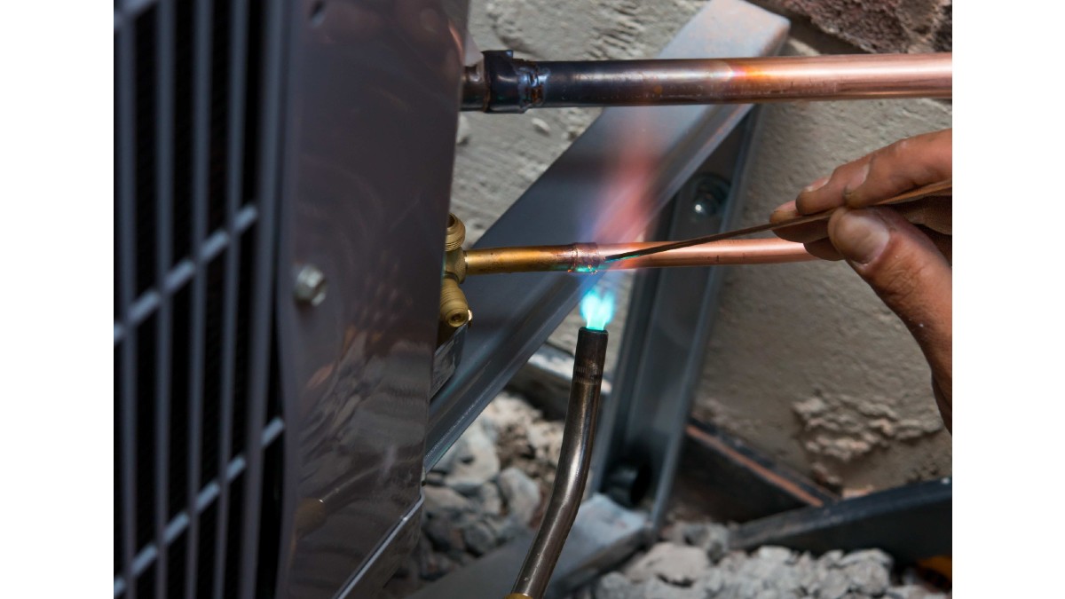 Soldadura de cobre en aire acondicionado y refrigeración