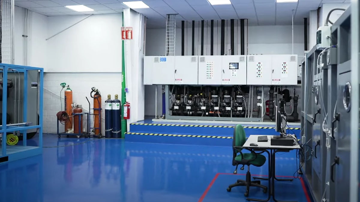 FB realiza un sistema pionero de refrigeración A2L en cadena de supermercados